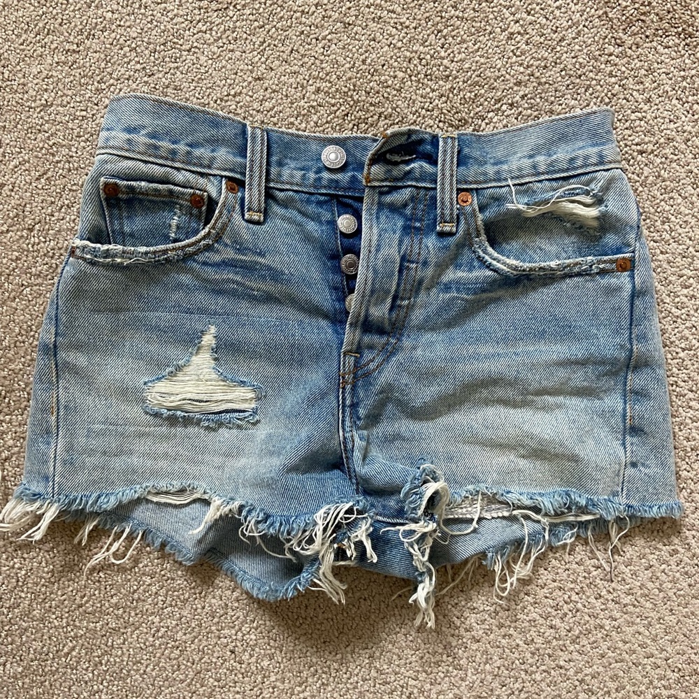 Levi shorts